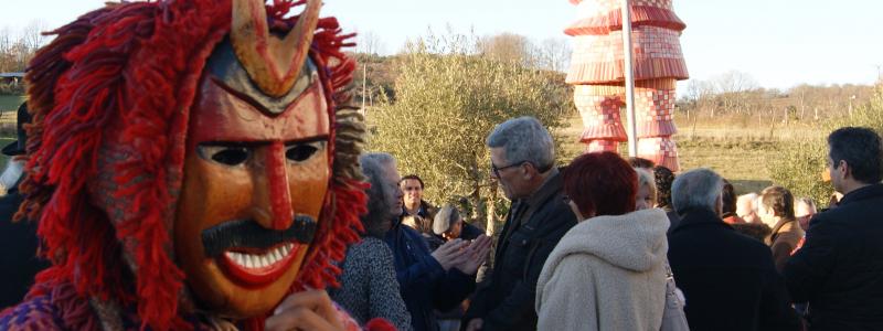 Inauguração da estátua do careto de Salsas, obra de Luís Canotilho